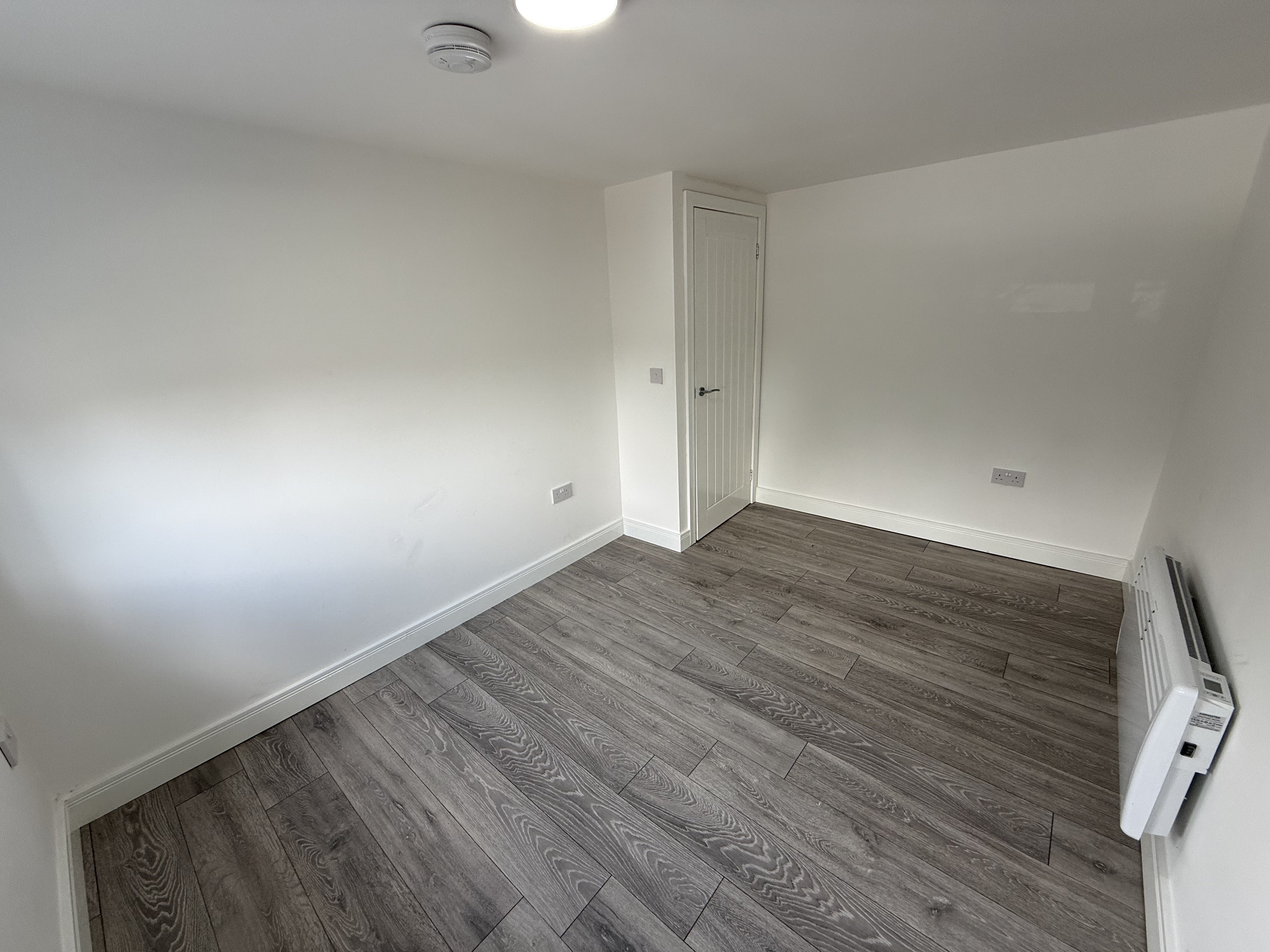 Flat Cannock Road in Wolverhampton