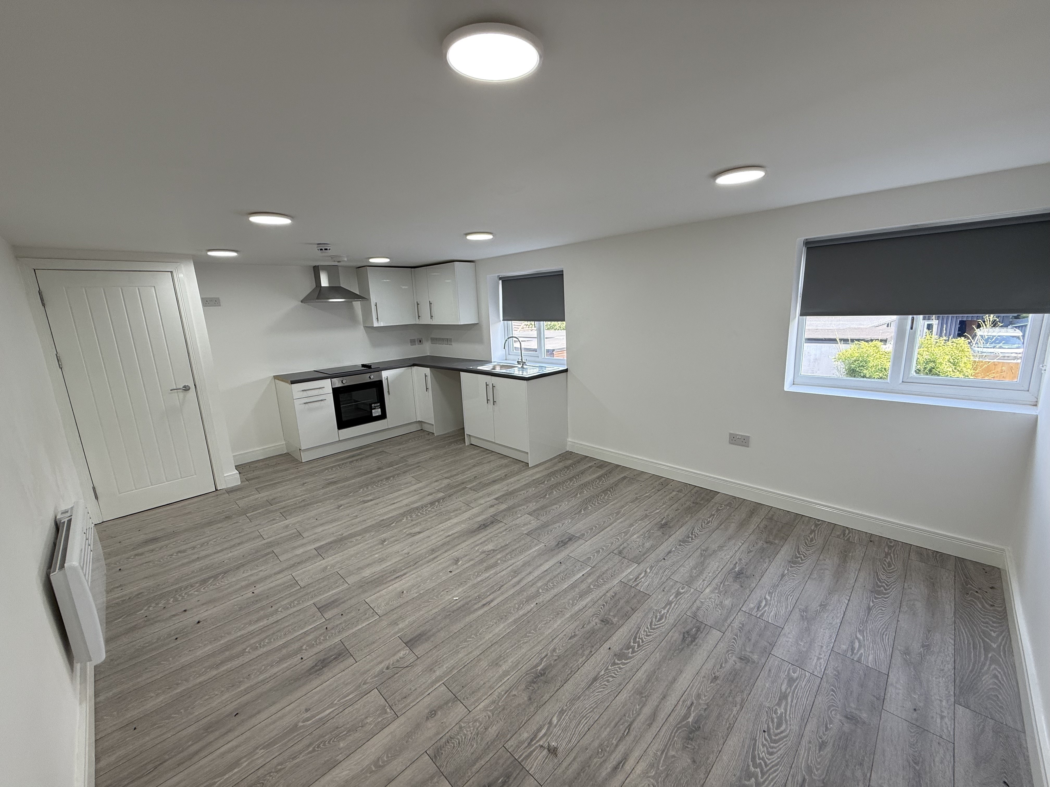 Flat Cannock Road in Wolverhampton