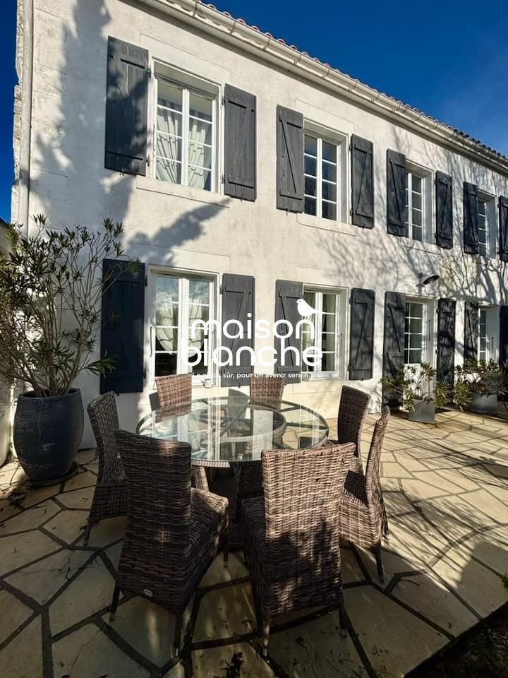 House Venelle des Écoliers in Le Gué-d'Alleré
