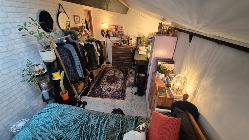 Room Saw Mill Way in Greater London