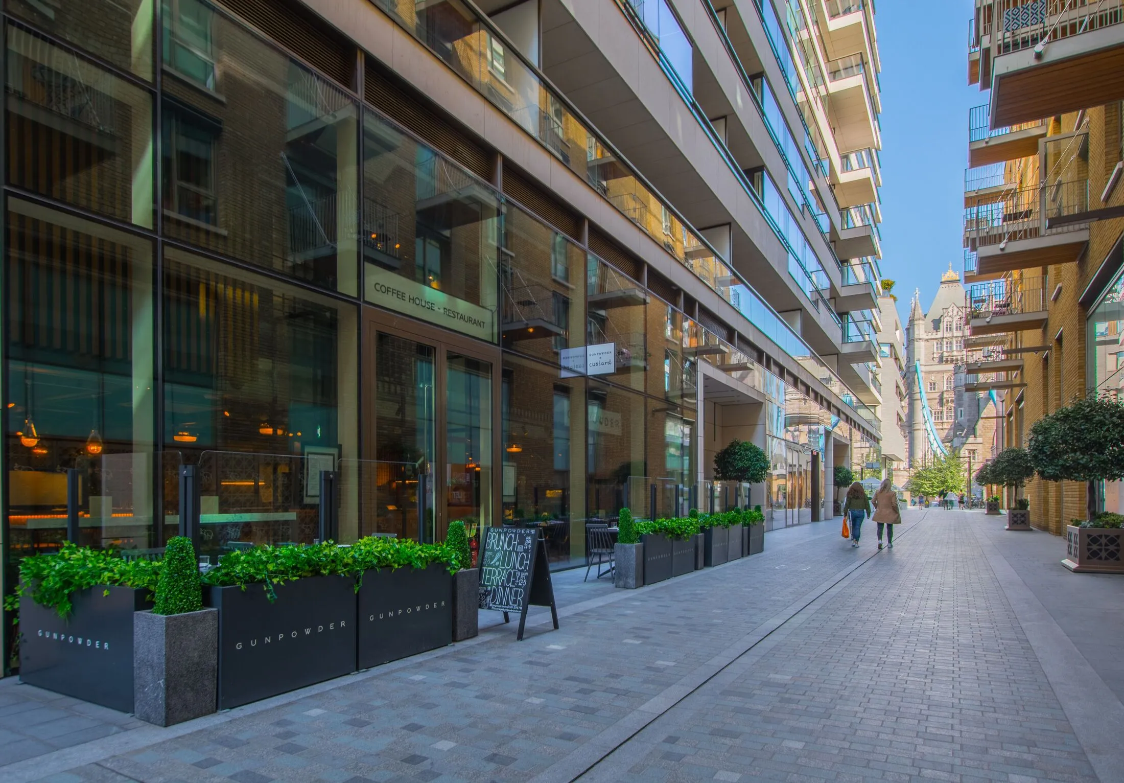 Flat Duchess Walk in Greater London