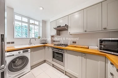 Flat Maitland Park Villas in Greater London