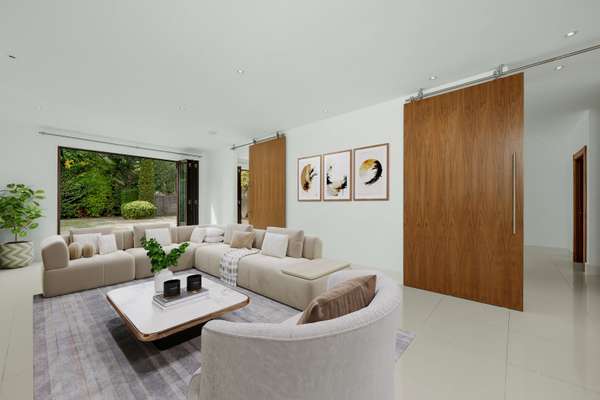 House Warren Close in Elmbridge