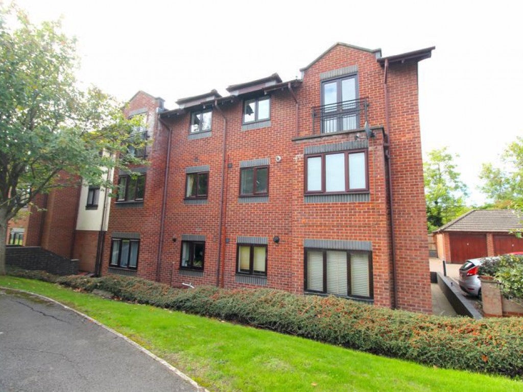 Flat Gallivan Close in Bristol