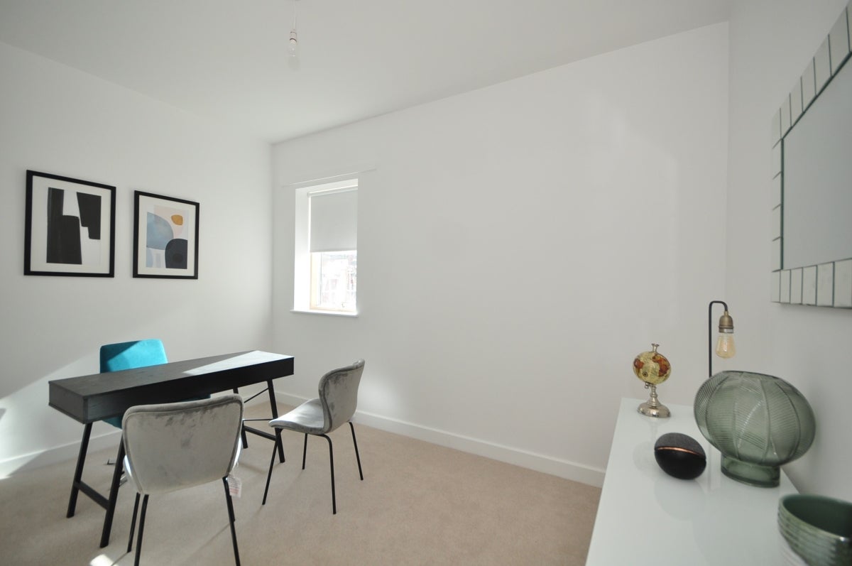 Flat Brighton Road in Greater London