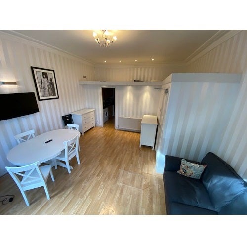 Flat Goldhawk Road in London
