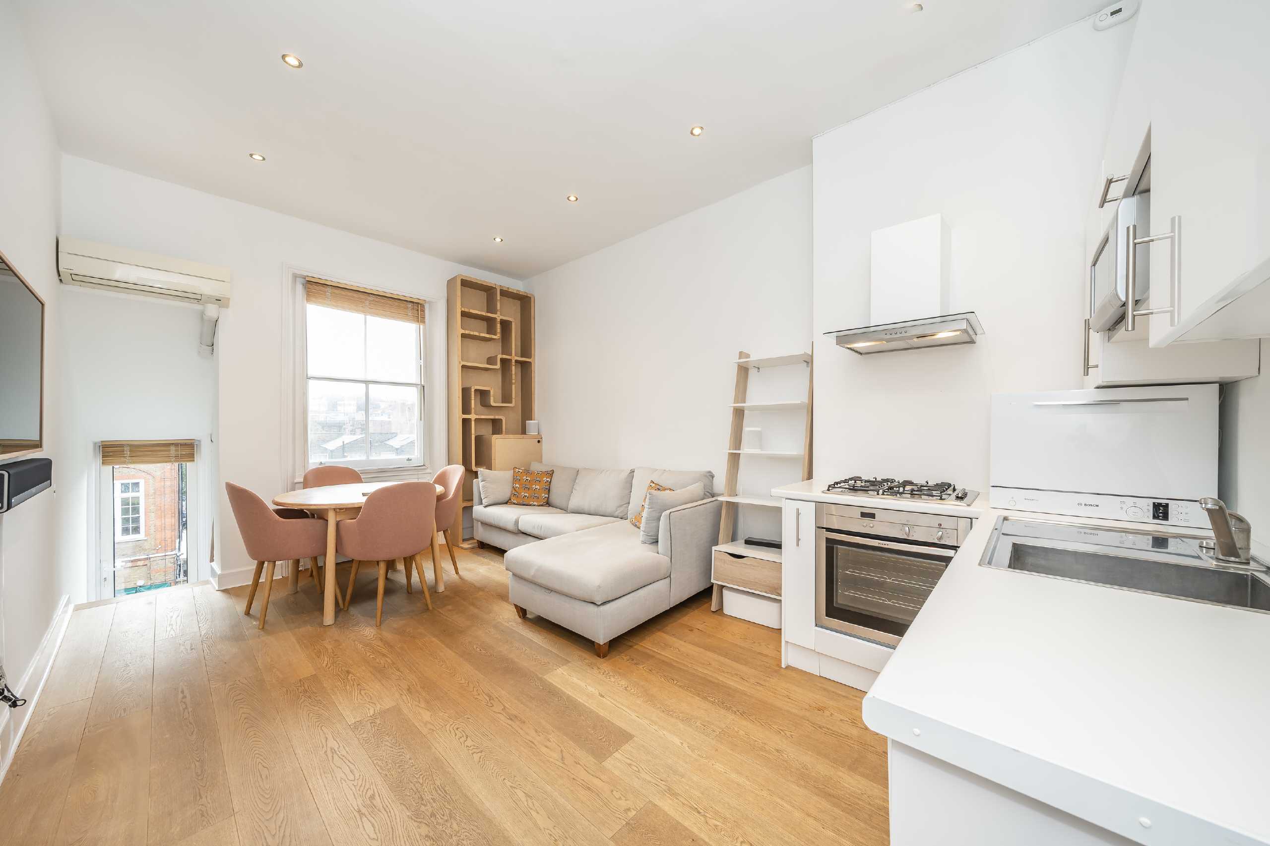 Flat Colville Terrace in Greater London