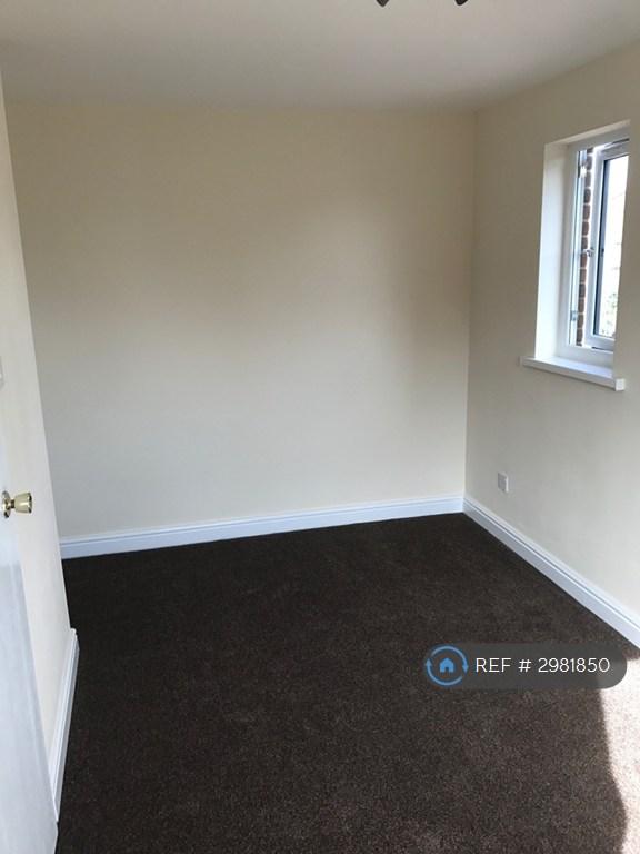 House Gale Close in Greater London