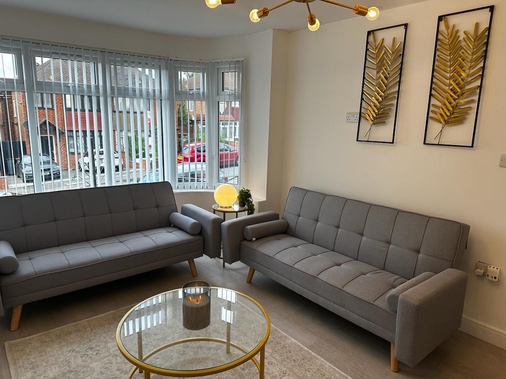 House Rangoon Road in Metropolitan Borough of Solihull