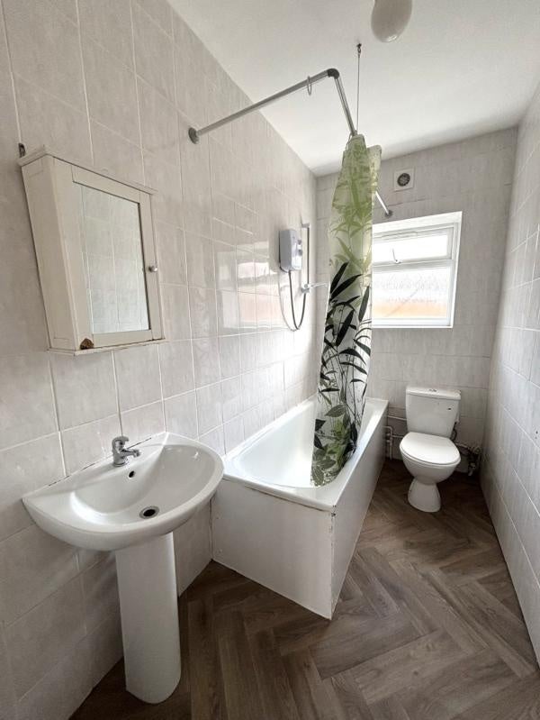 Flat Osmaston Road in Derby