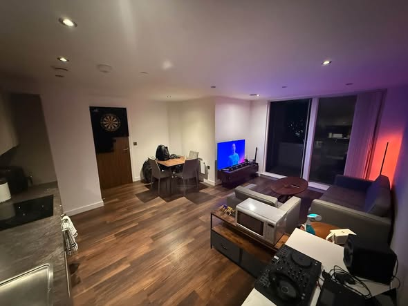 Room Regent Road in Manchester