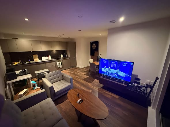 Room Regent Road in Manchester