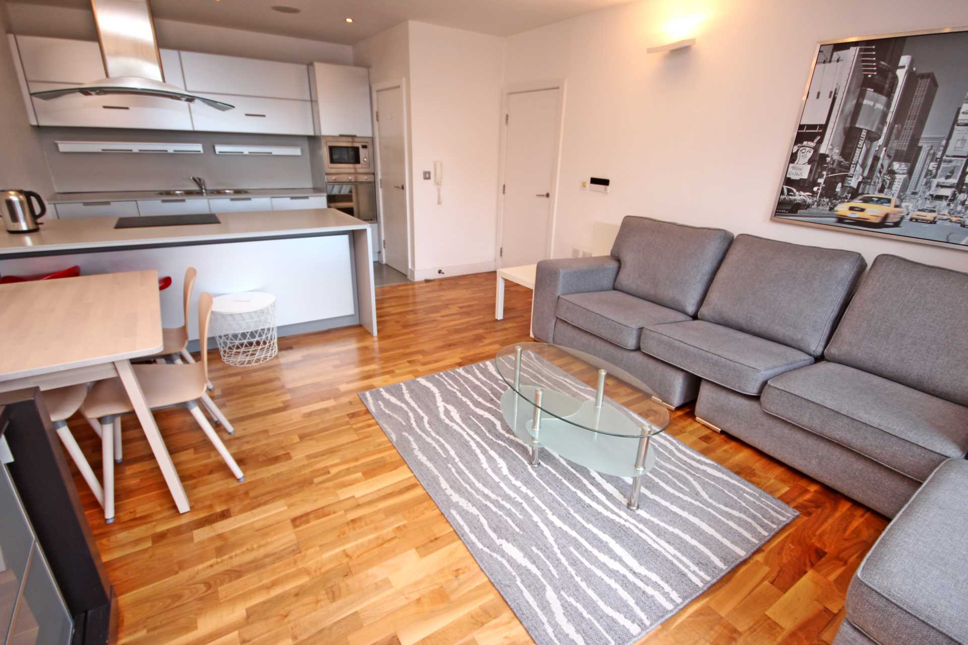 Flat Whitworth Street West in Manchester