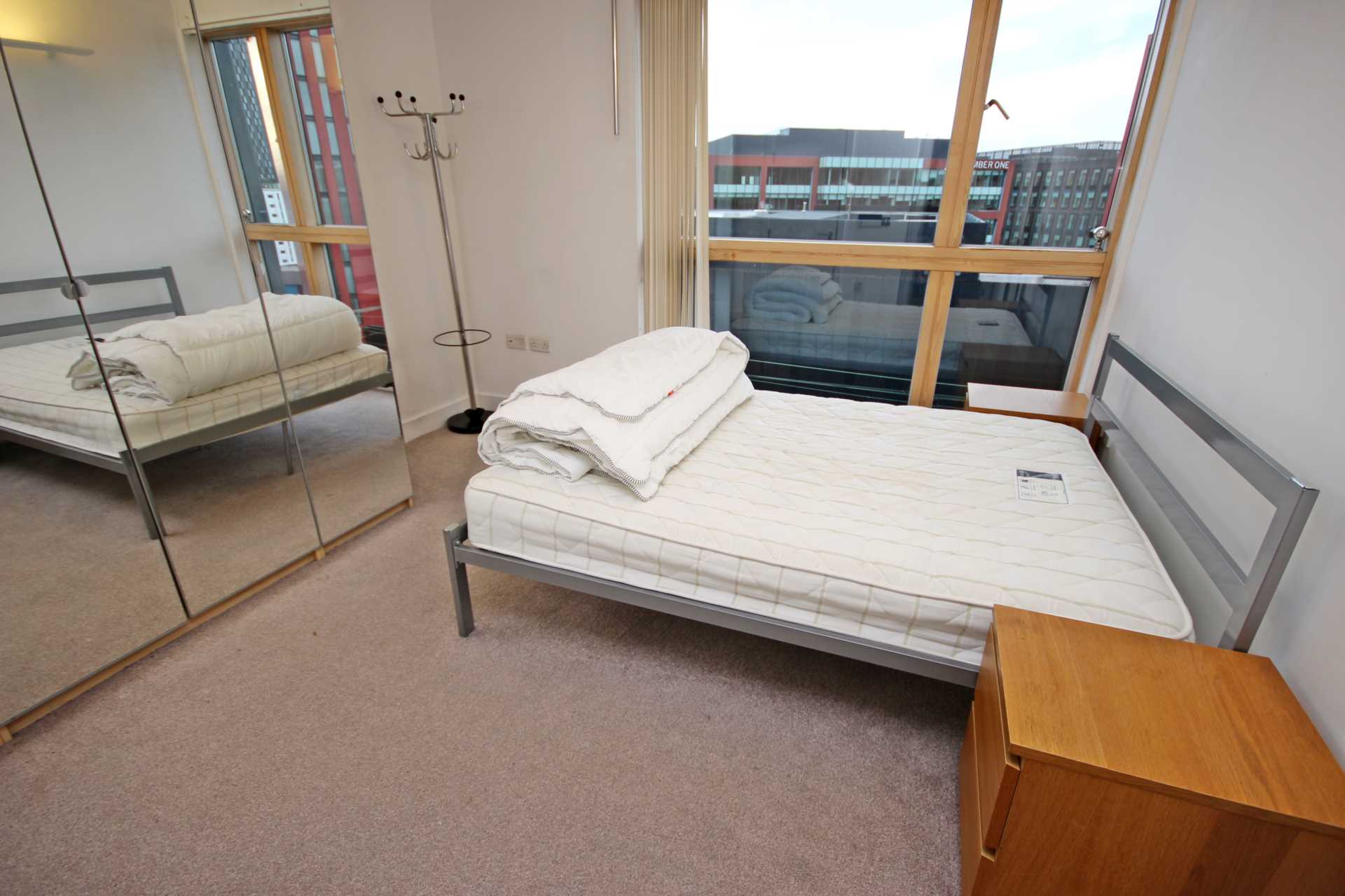 Flat Whitworth Street West in Manchester