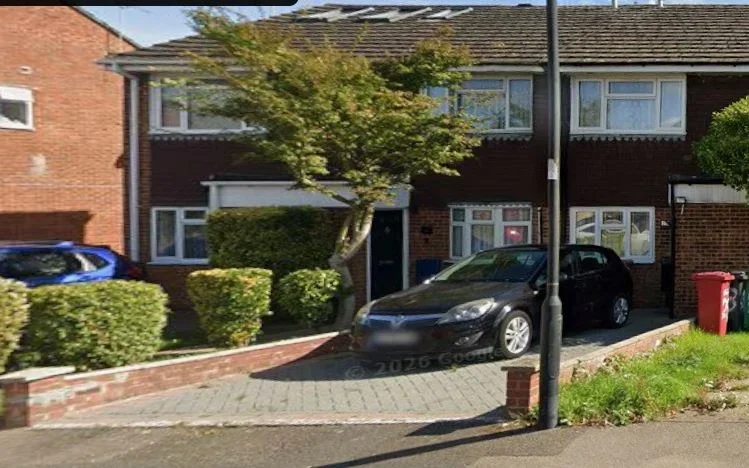 House Severn Crescent in Slough