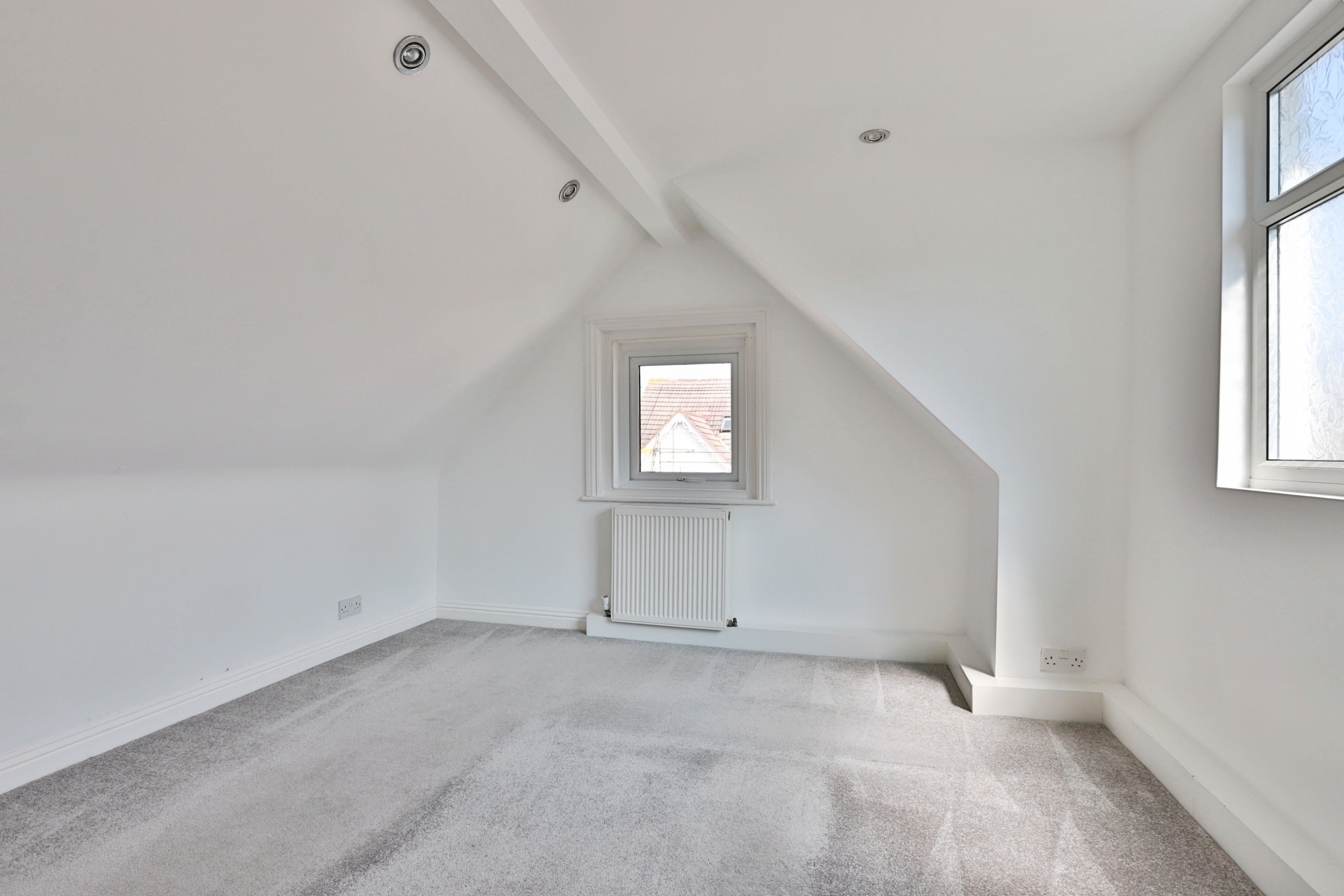 Flat Westby Road in Bournemouth
