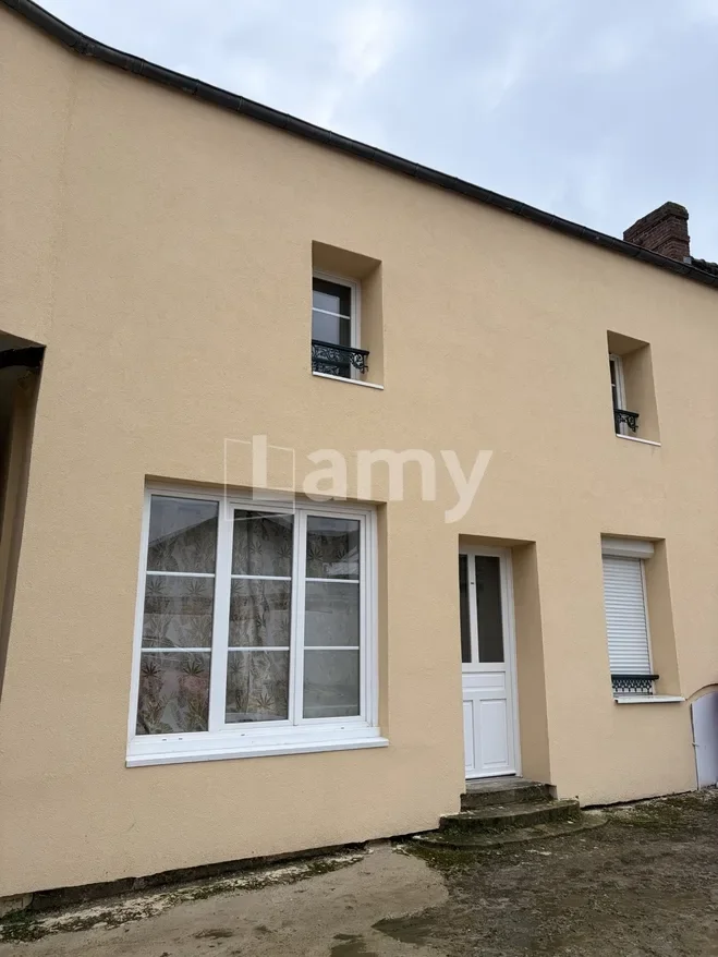 Flat Rue Joseph Joséphine Courtois in Boran-sur-Oise