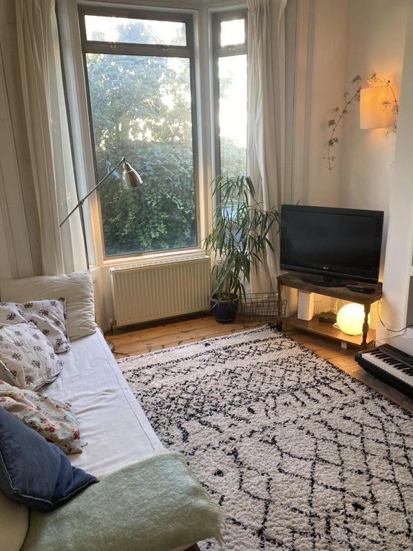 House Seven Sisters Road in Greater London