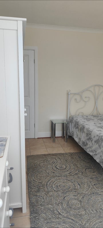 Room Caroline Avenue in Christchurch