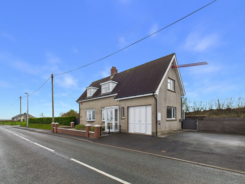House A40 in Carmarthen