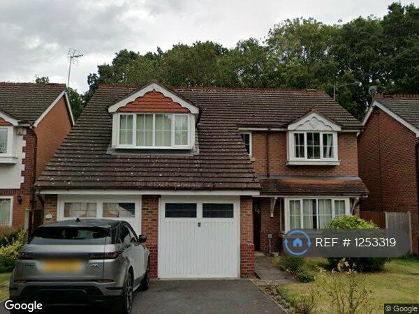 House Beech Croft Close in Lincoln