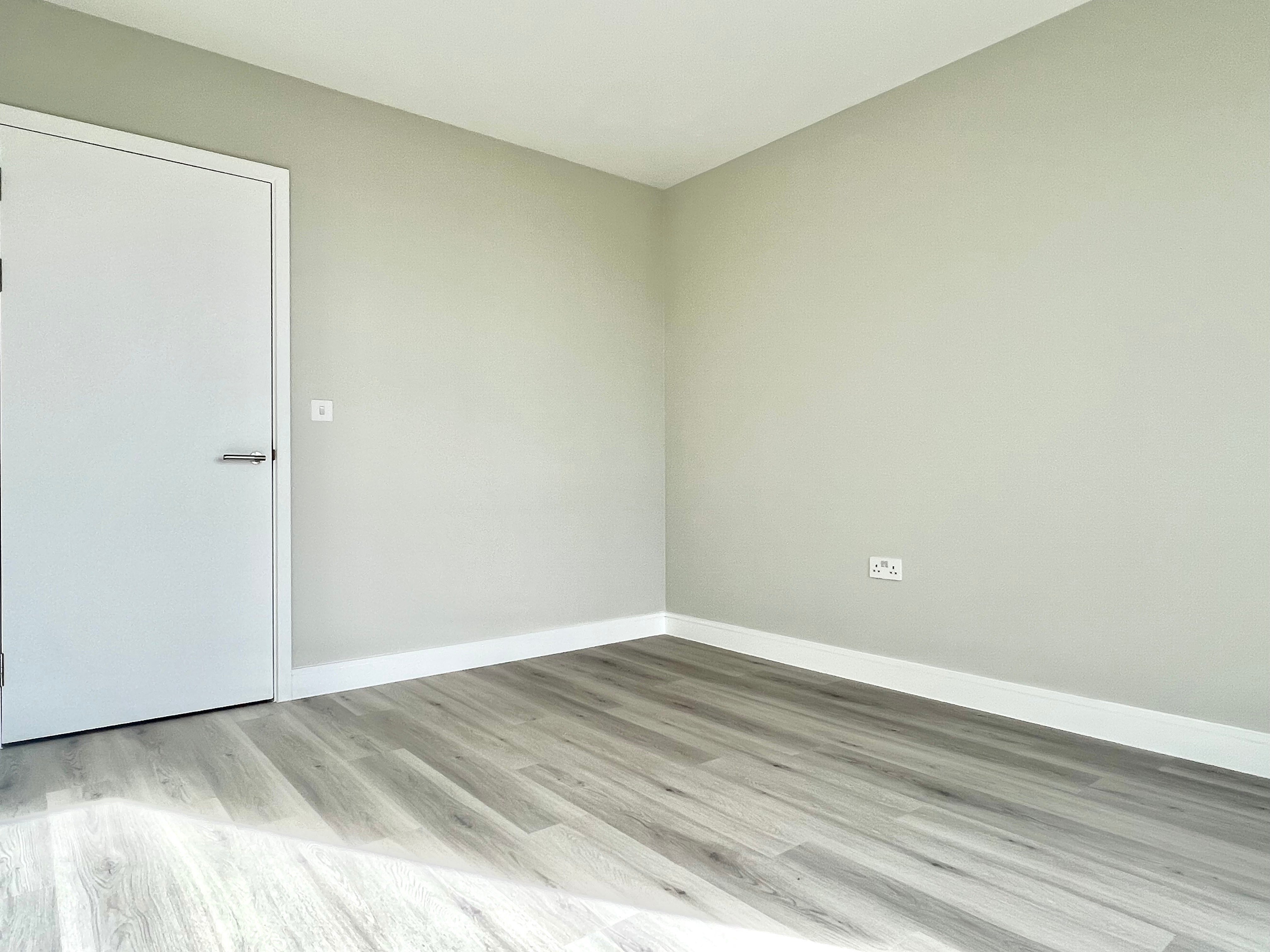 Flat Morden Road in Greater London