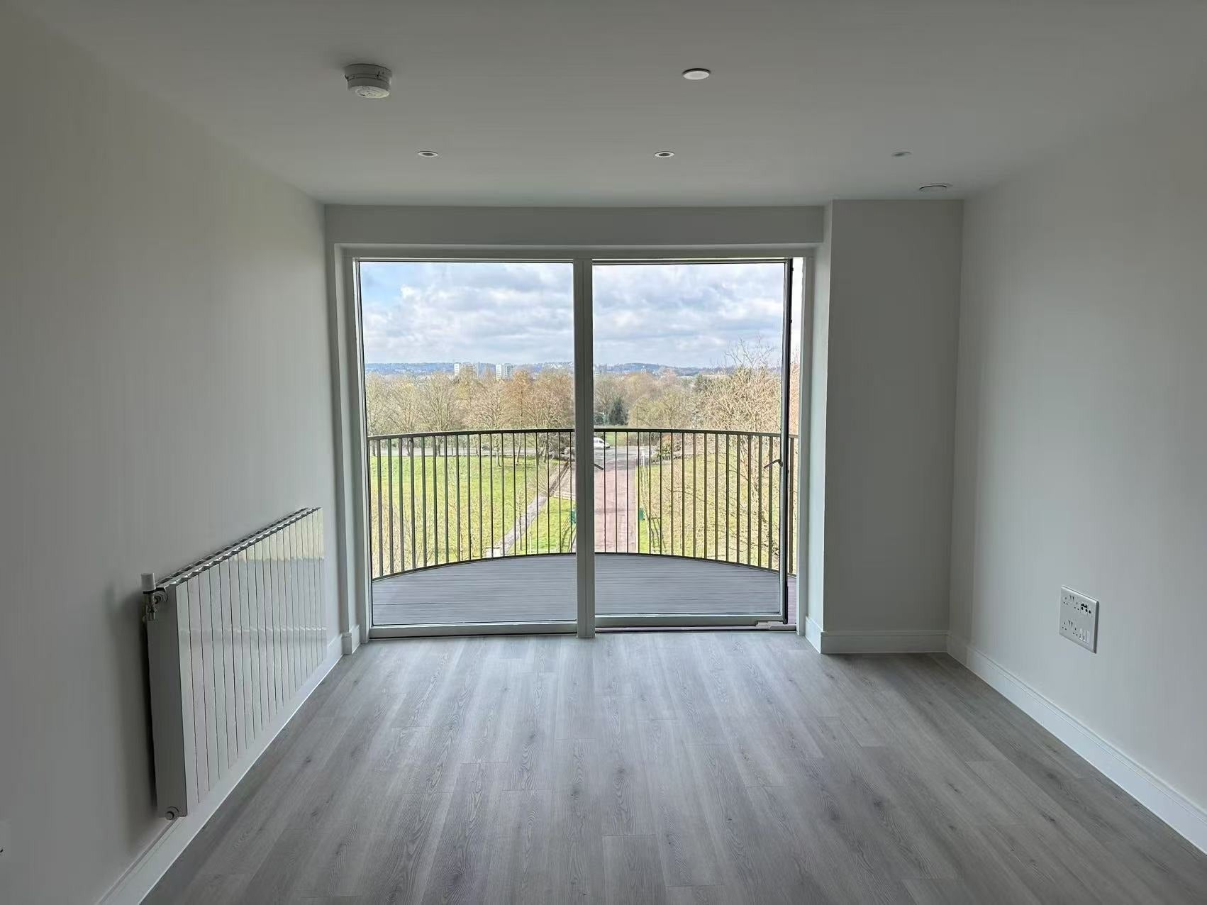 Flat Morden Road in Greater London
