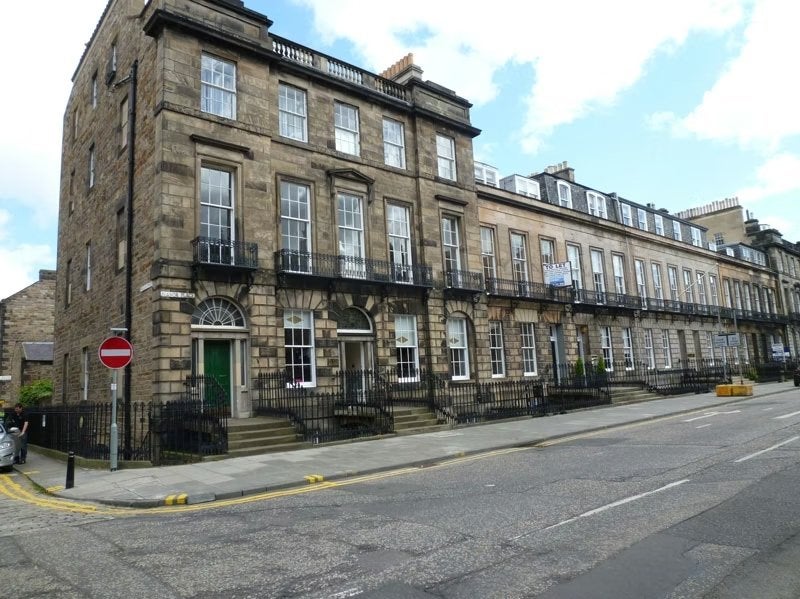 Flat Manor Place in City of Edinburgh