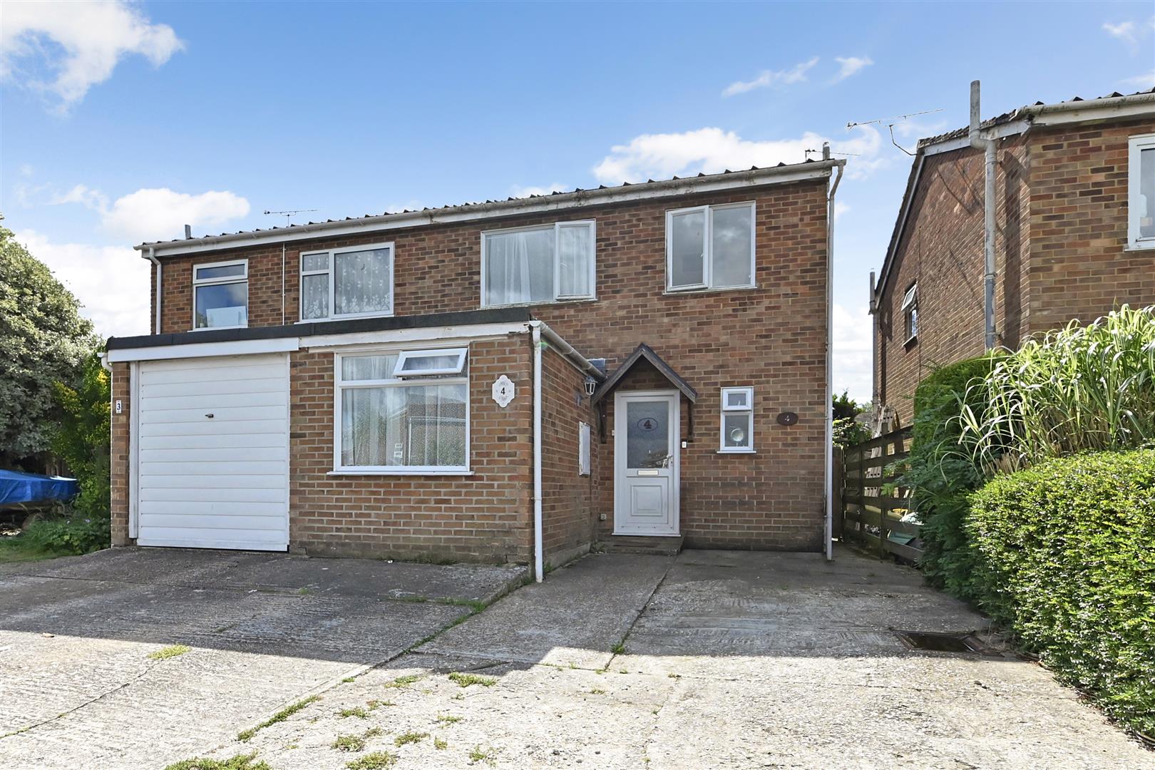 House Addison Way in Arun