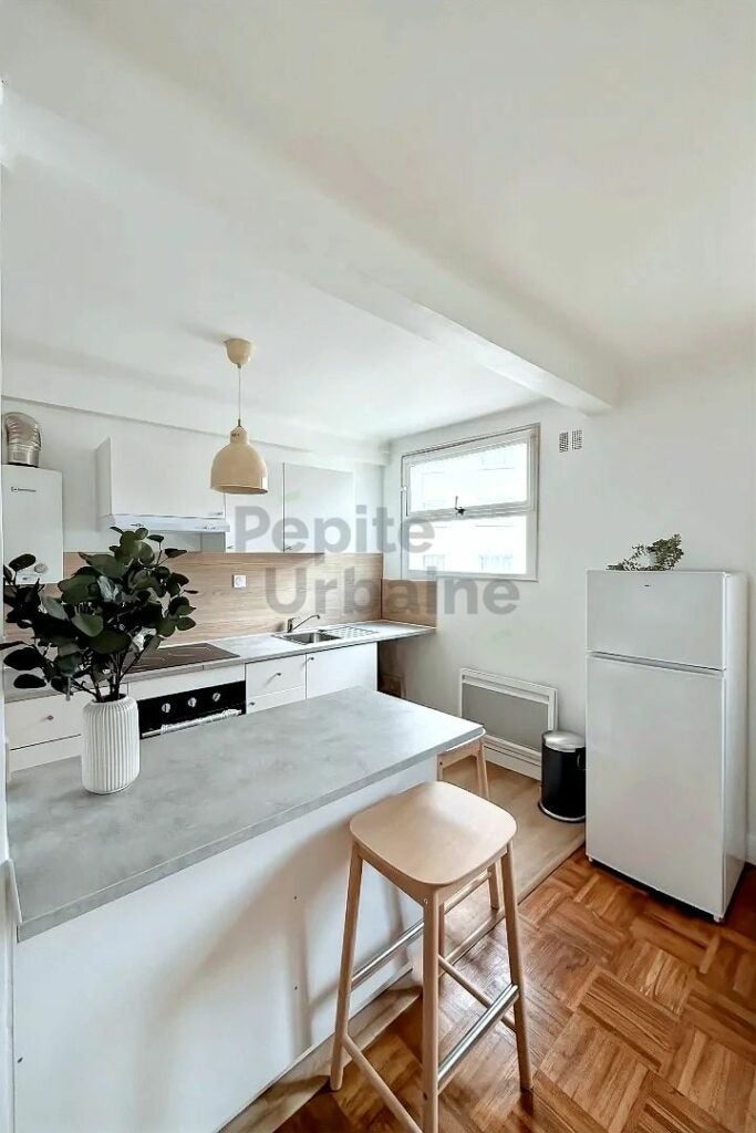 Flat Rue Fourcroy in Nantes