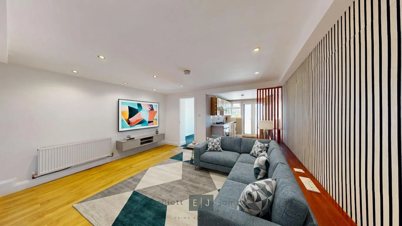 Flat Gordon Road in Greater London