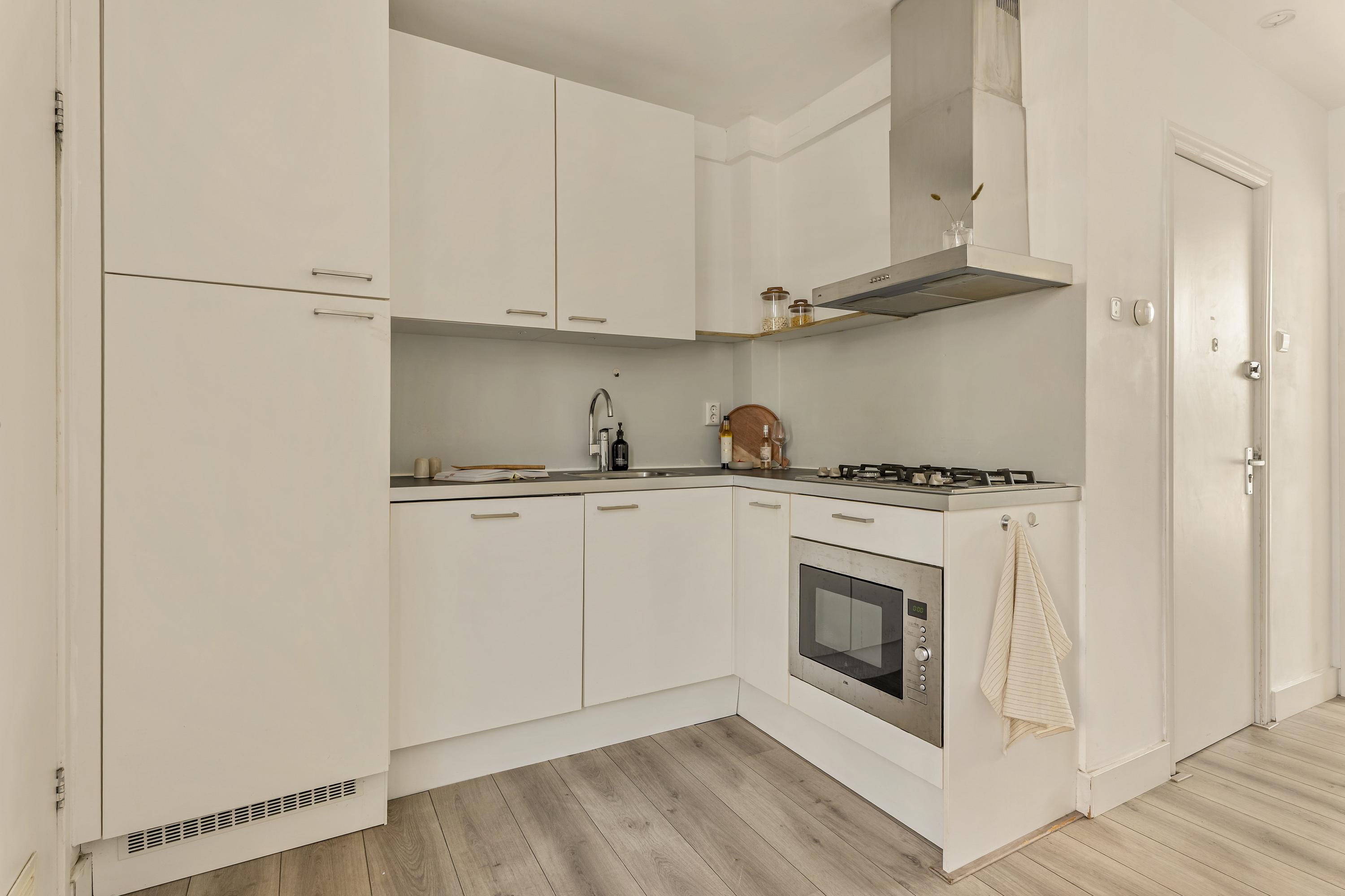 Studio te koop: Czaar Peterstraat 149-3, Amsterdam
