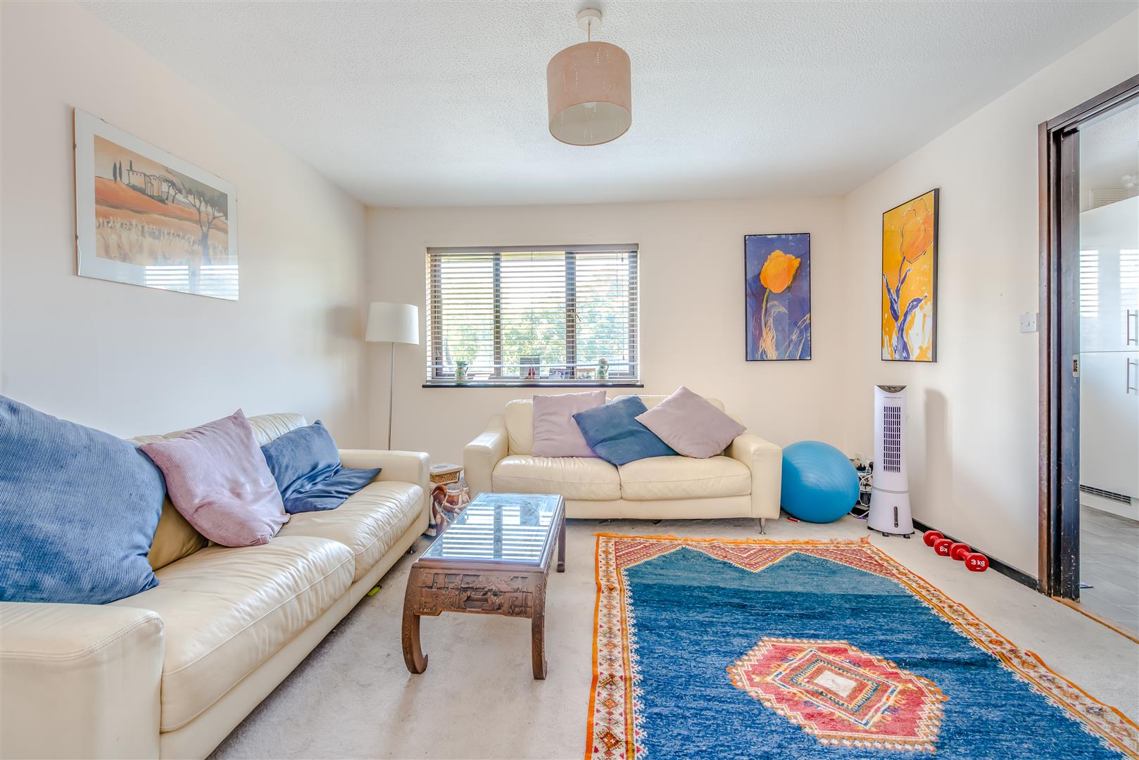 Flat Whitecroft in Reigate and Banstead