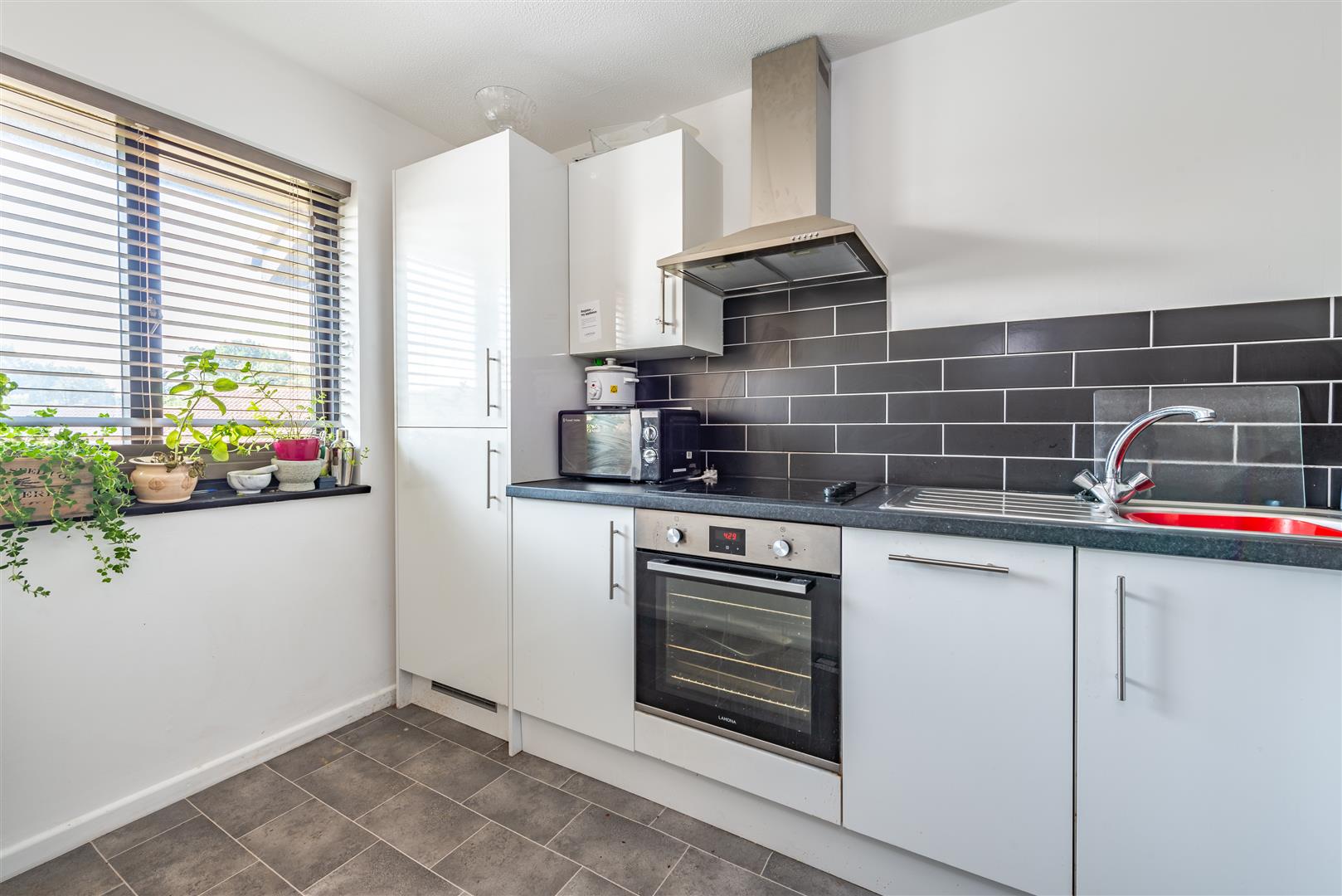 Flat Whitecroft in Reigate and Banstead