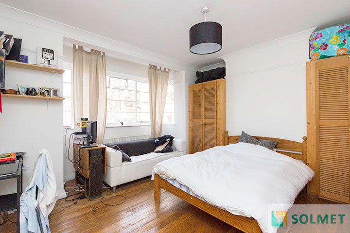 Flat Willesden Lane in Greater London