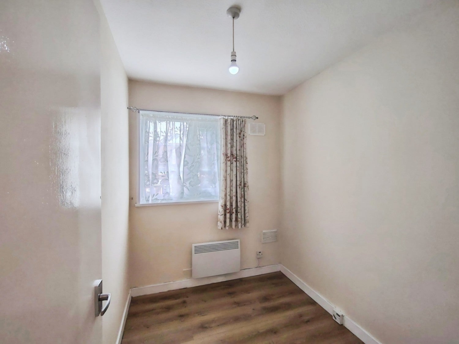 House Brompton Close in Greater London