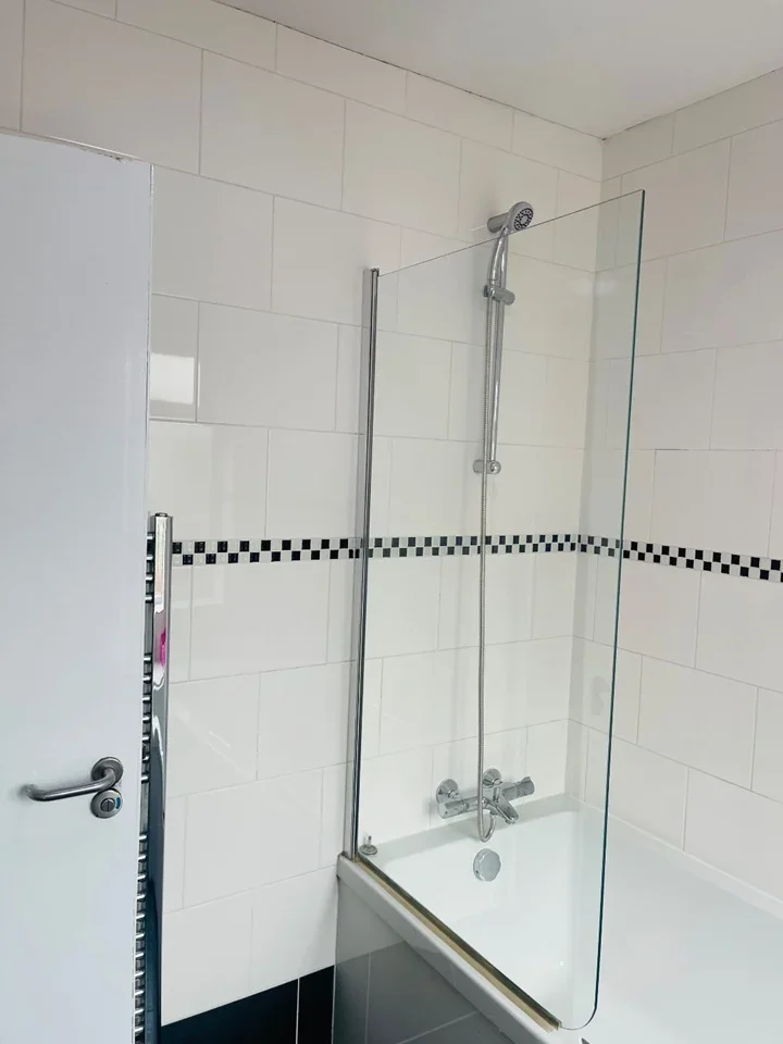 Room Sutton Dene in Greater London