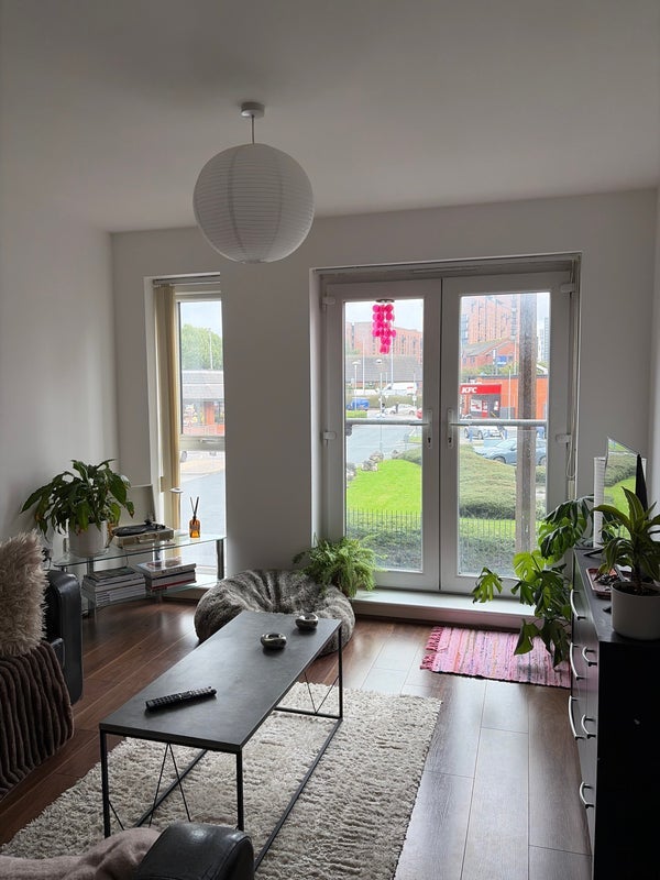 Flat Derwent Street in Salford