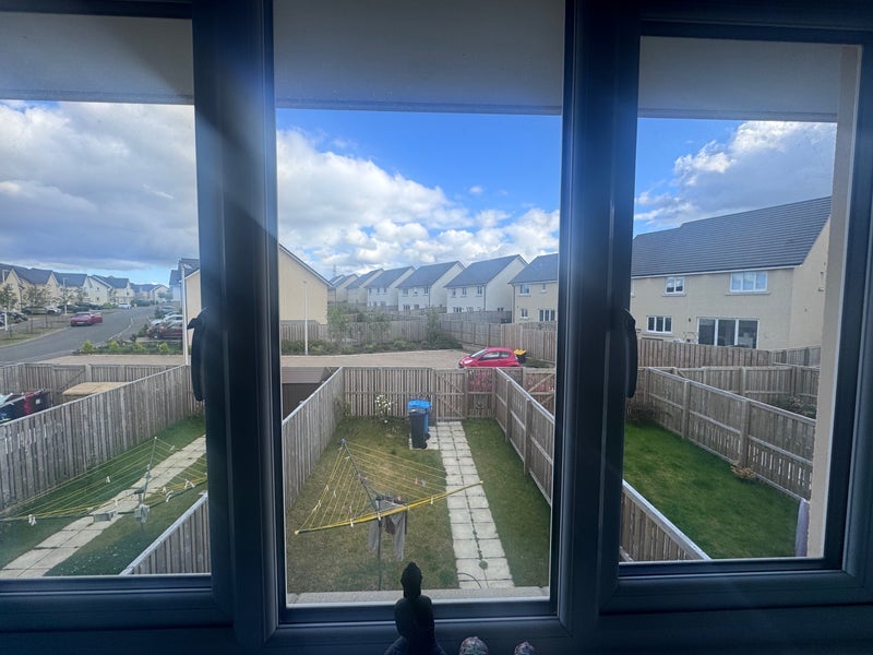 Room Ben Lawers Drive in East Calder
