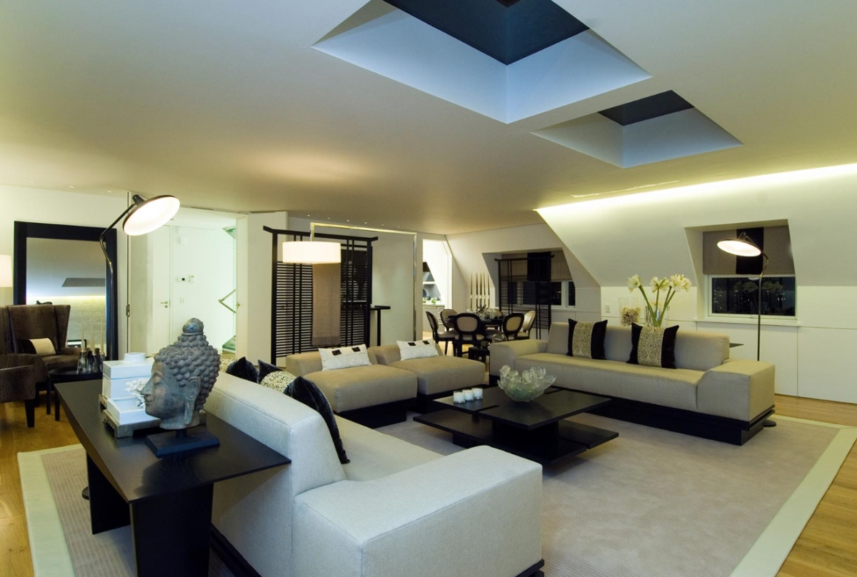 Flat Boydell Court in Greater London