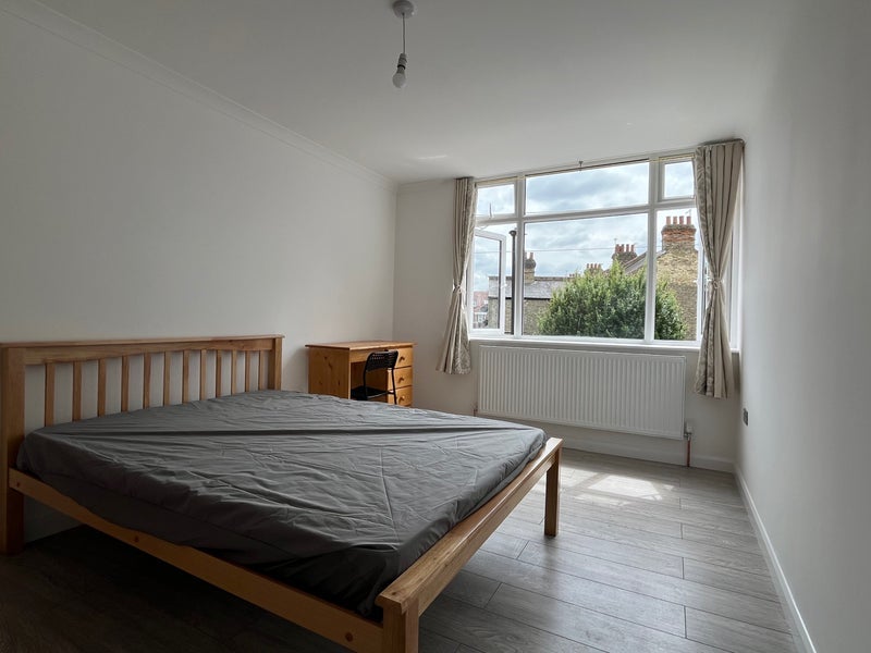 Room Willingdon Road in Greater London