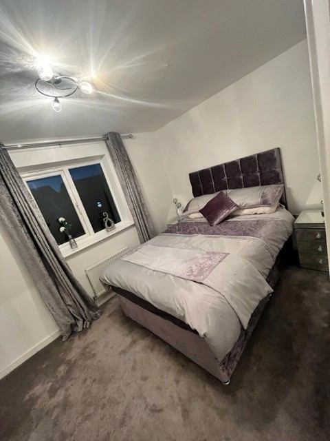 Room Ansell Way in Birmingham