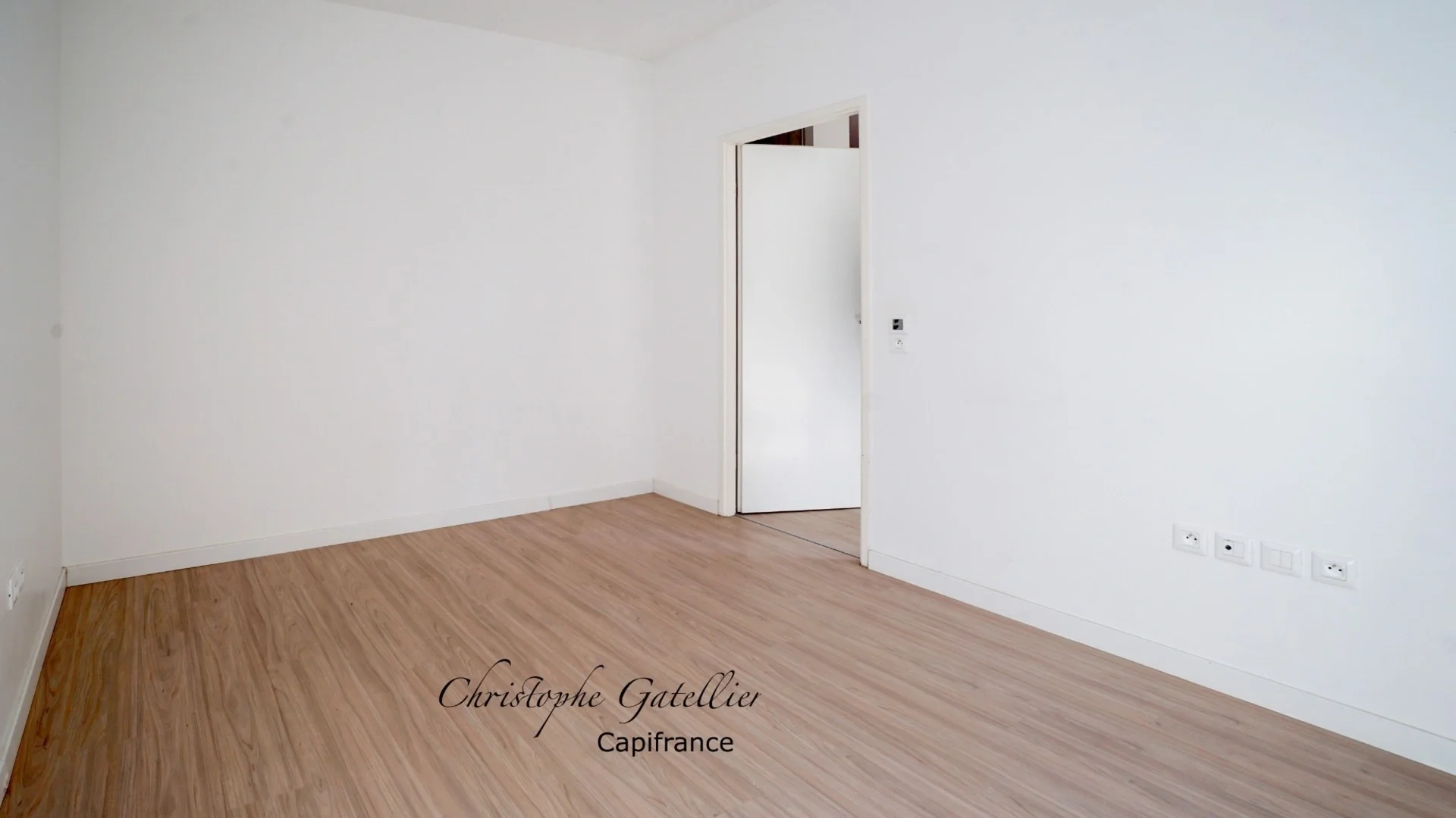 Flat Rue des Pluviers in Montigny-le-Bretonneux