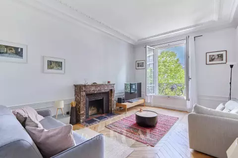 Appartement Avenue Victor Hugo à Paris