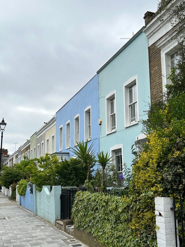Room Meadow Road in Greater London
