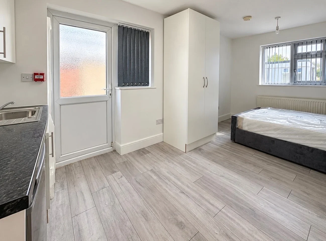 Room Uxbridge Road in Greater London