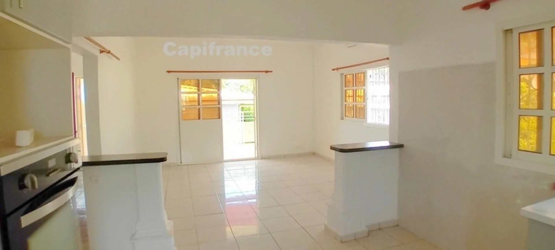 Flat Avenue Georges Nahouda in Ouangani