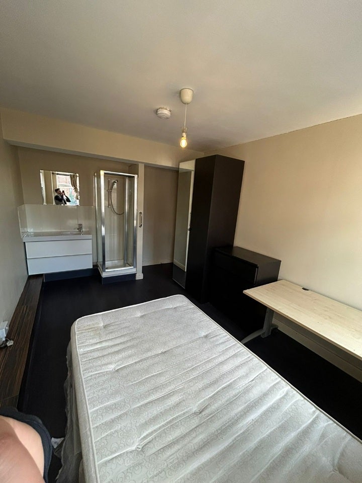 Room Corporation Street in Coventry