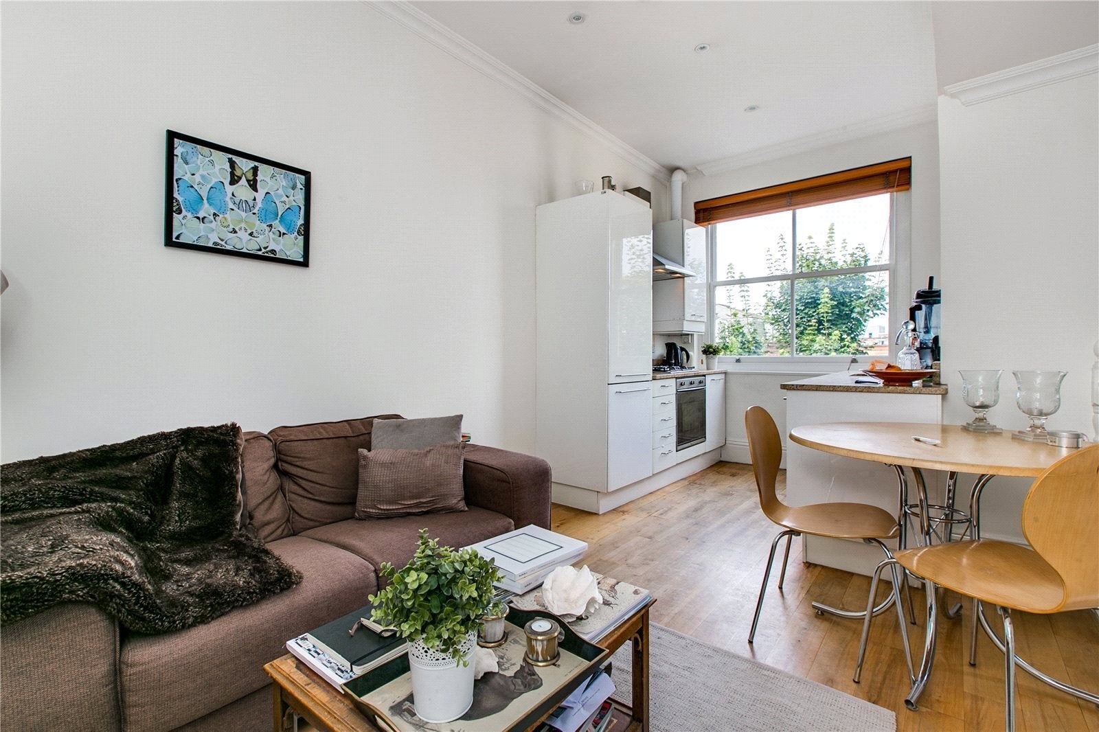 Flat Draycott Place in Greater London