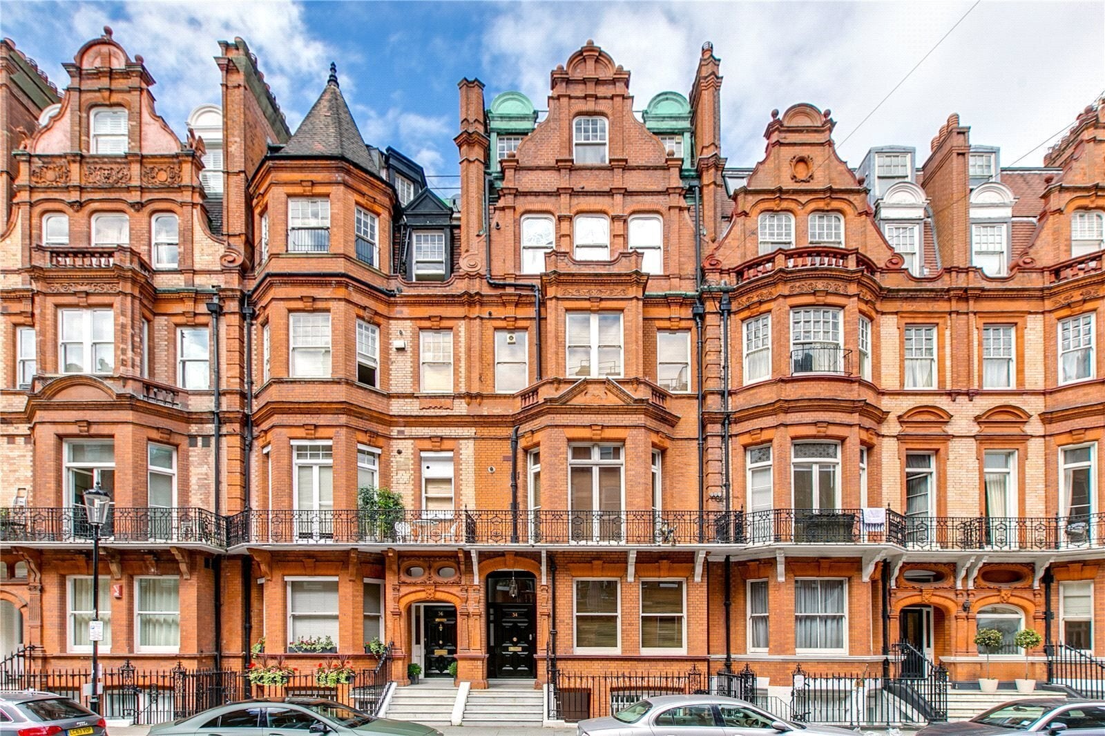 Flat Draycott Place in Greater London